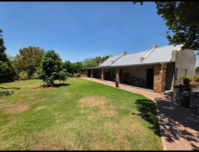 FARM FOR SALE IN PENDALE